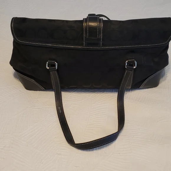 Black Coach purse - Picture 3 of 4